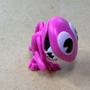 Rainbow Friends Phatmojo Neon Pink Mini Figure Blind Bag Figure